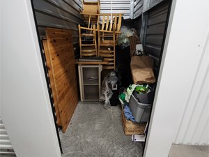 5 x 10 storage unit in Dundalk, MD
