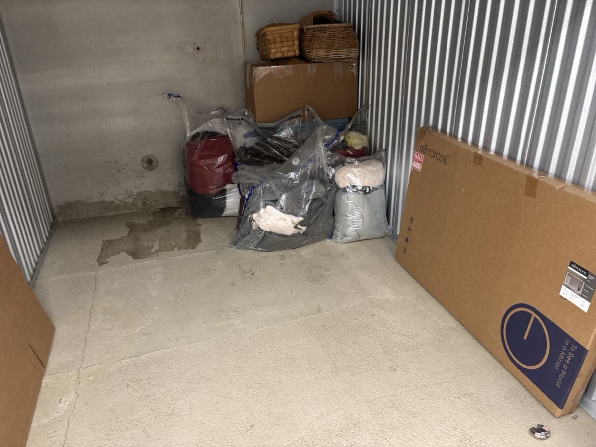 10 x 8 storage unit in Oak Lawn, IL