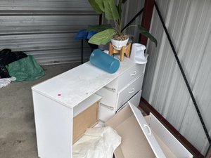 10 x 10 storage unit in Santa Maria, CA