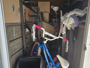 10 x 10 storage unit in W. Sacramento, CA