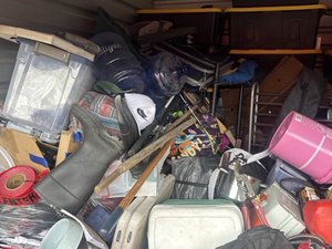10 x 10 storage unit in Santa Maria, CA