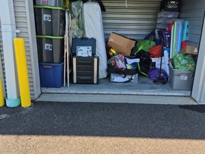 10 x 10 storage unit in Sicklerville, NJ