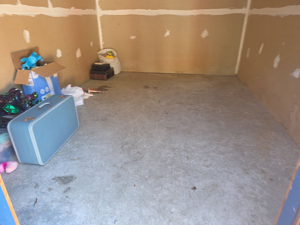 10 x 15 storage unit in Salisbury, NC