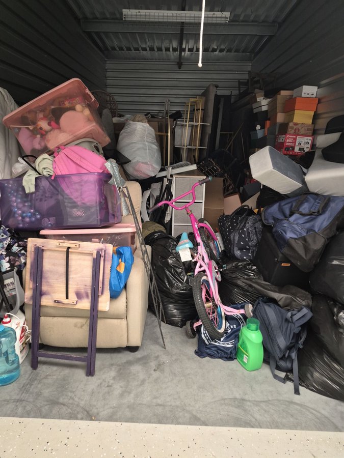 10 x 20 storage unit in Sicklerville, NJ