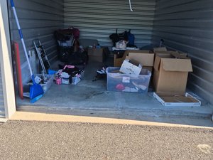 10 x 15 storage unit in Sicklerville, NJ