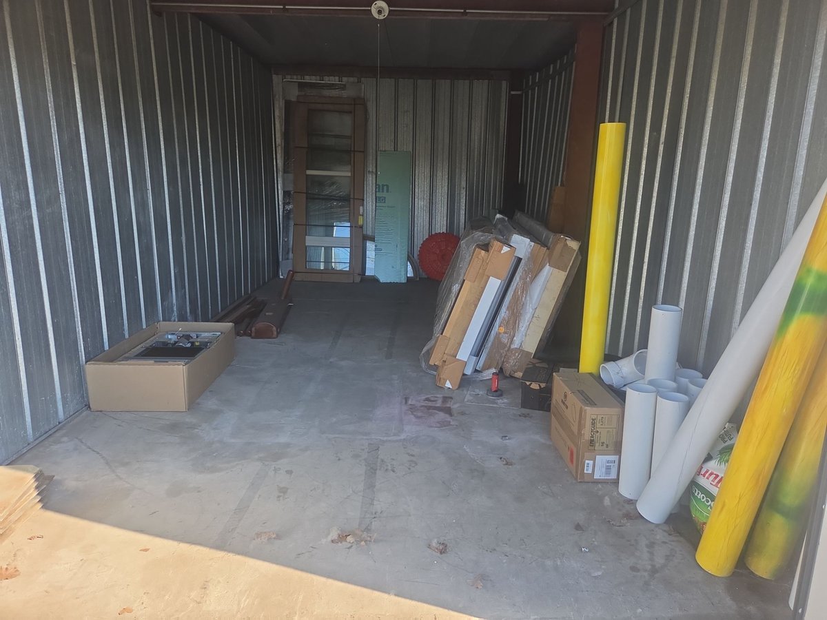 10 x 20 storage unit in Columbus, OH