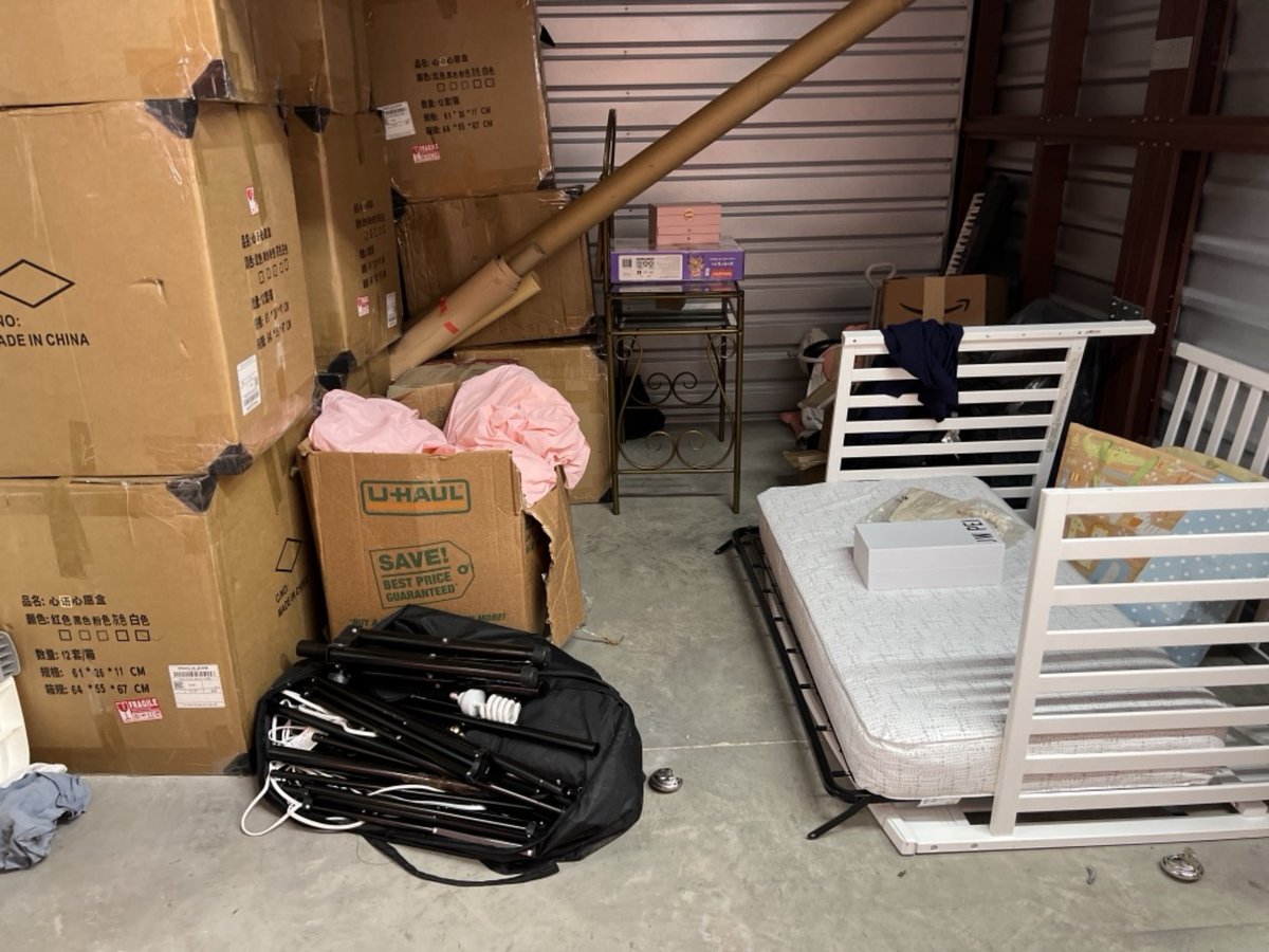 10 x 10 storage unit in Morton Grove, IL