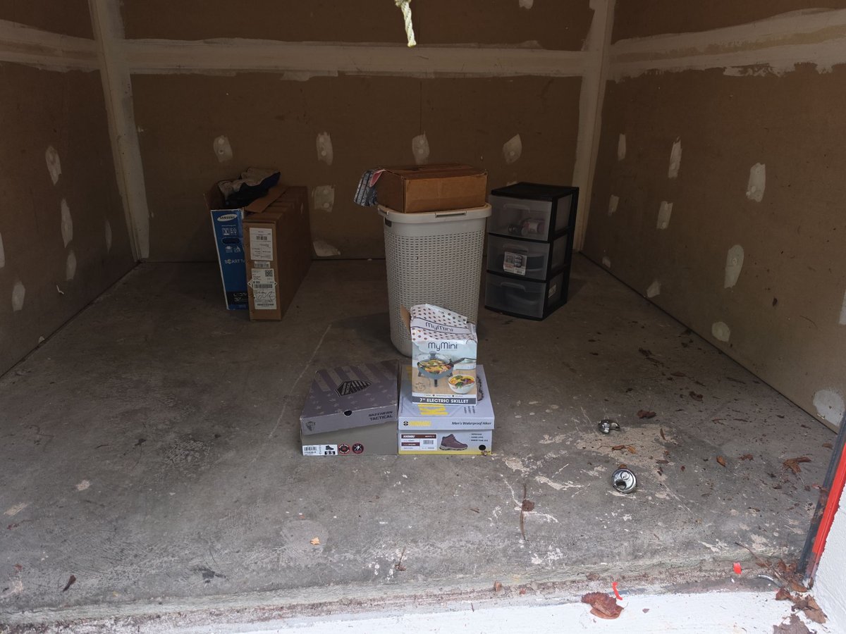 10 x 10 storage unit in Salisbury, NC