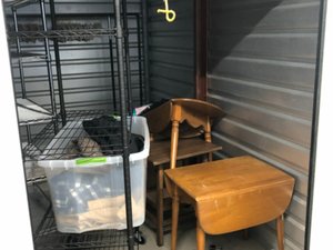 10 x 10 storage unit in Walkersville, MD