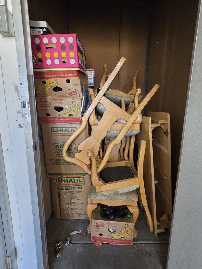 5 x 5 storage unit in W. Sacramento, CA