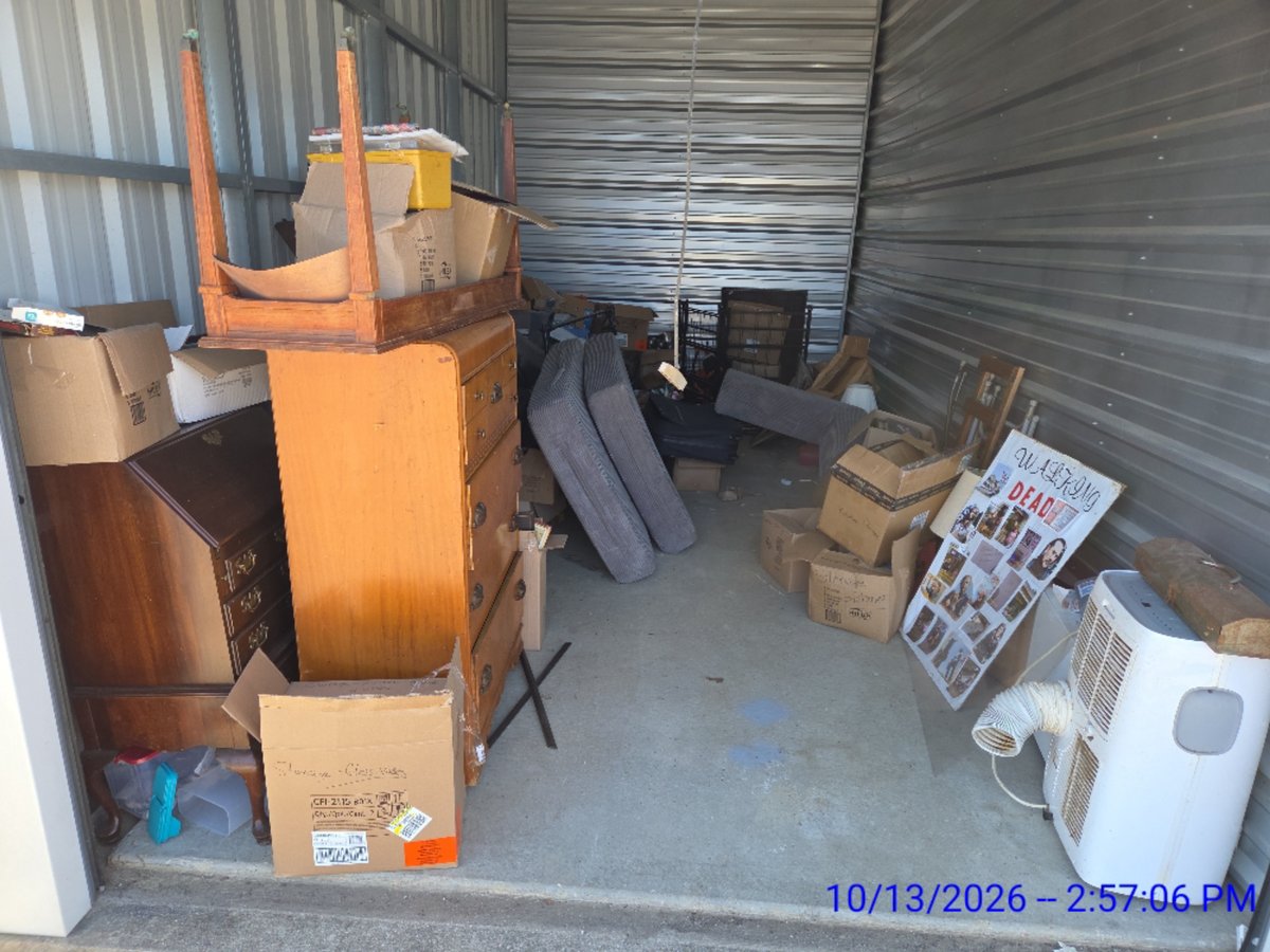 10 x 20 storage unit in Lebanon, IN