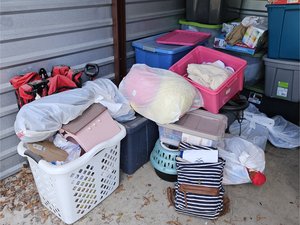 10 x 10 storage unit in Deland, FL