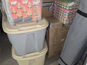 10 x 10 storage unit in Middletown, CT