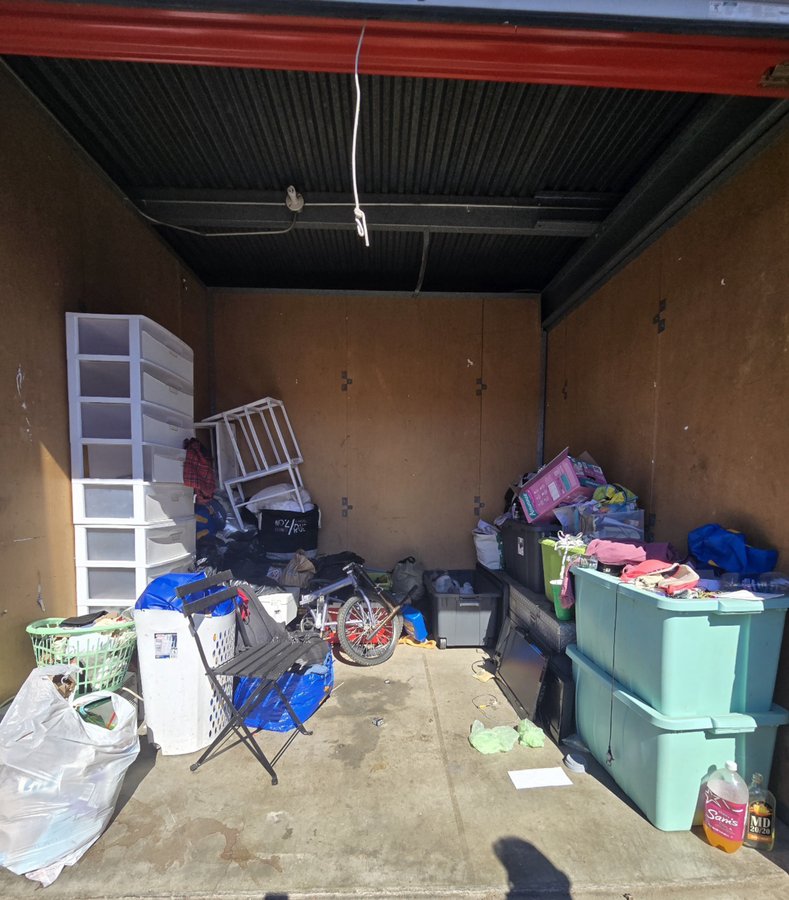 10 x 10 storage unit in W. Sacramento, CA
