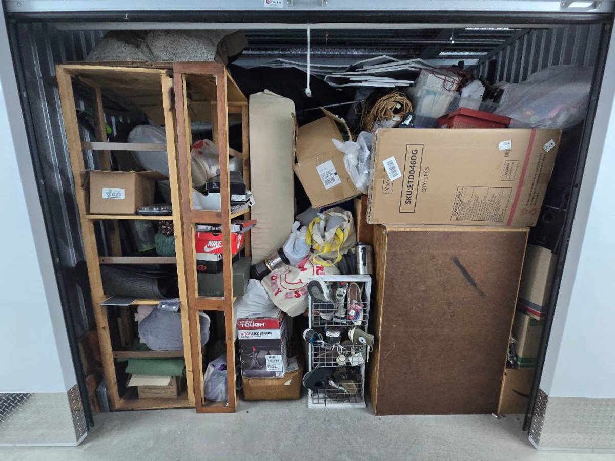 20 x 10 storage unit in Tucson, AZ