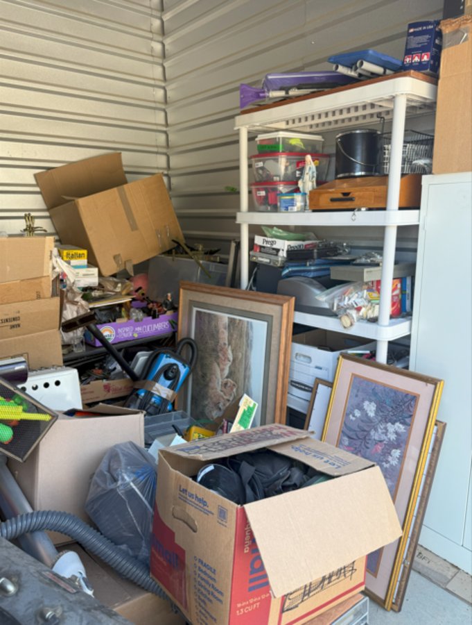 10 x 10 storage unit in Walkersville, MD