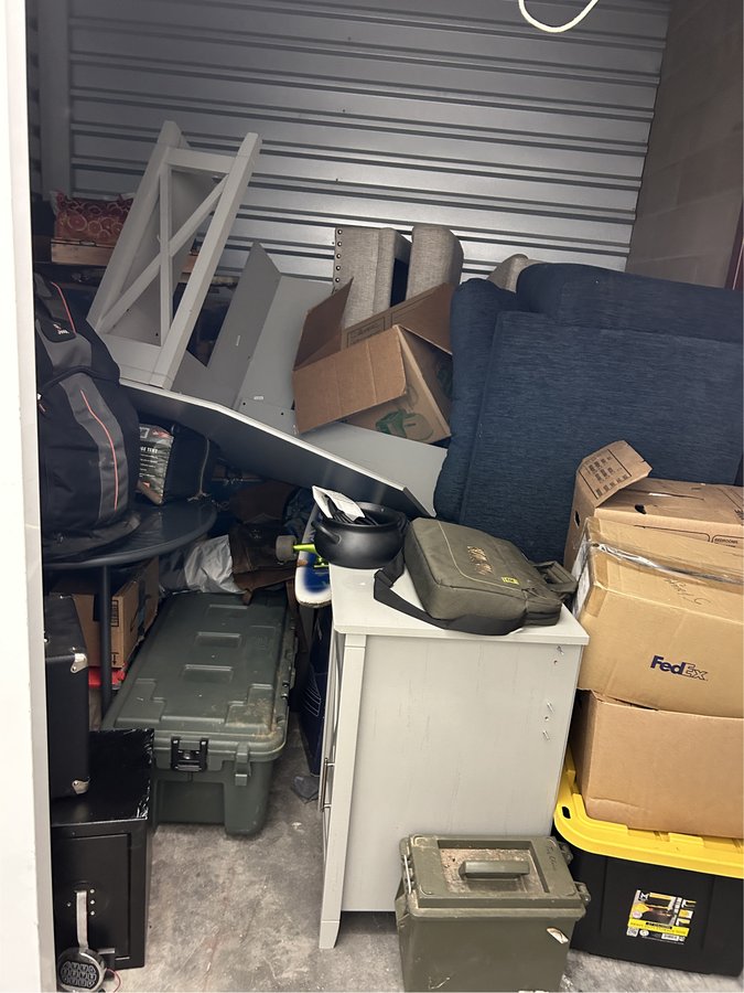 10 x 10 storage unit in Tulsa, OK