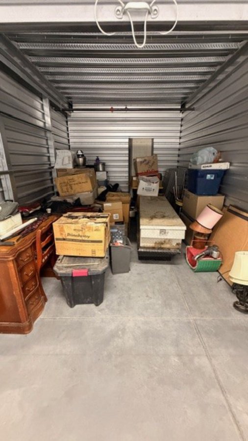 10 x 15 storage unit in Palm Springs, CA