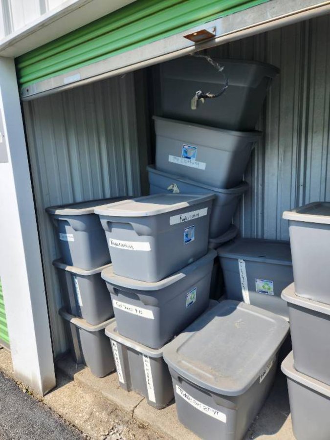 10 x 5 storage unit in Hilliard, OH