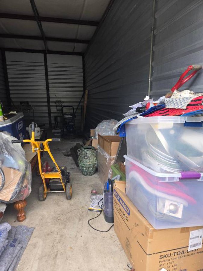 10 x 25 storage unit in Cordova, TN