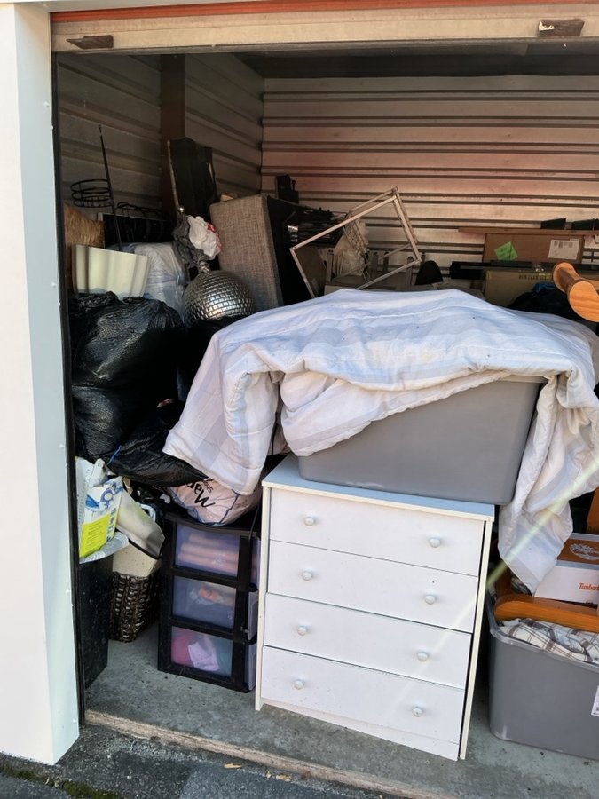 10 x 10 storage unit in Lancaster, PA