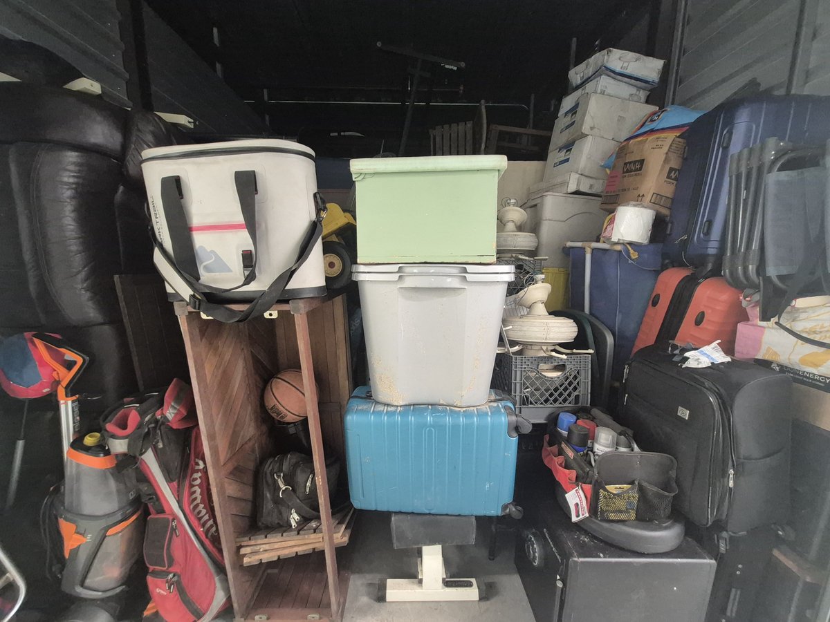 10 x 15 storage unit in Colonial Heights, VA