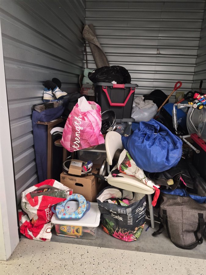 7 x 10 storage unit in Sicklerville, NJ