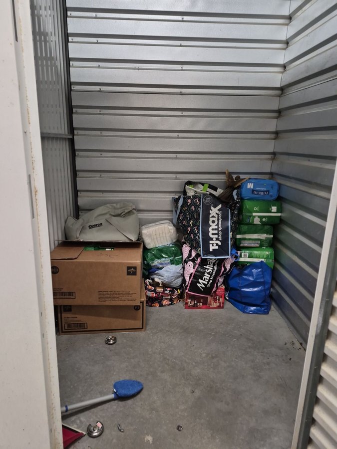 5 x 5 storage unit in Marlton, NJ