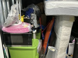 10 x 10 storage unit in Lancaster, PA