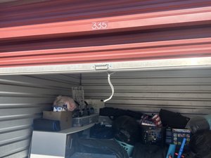 10 x 10 storage unit in Hesperia, CA
