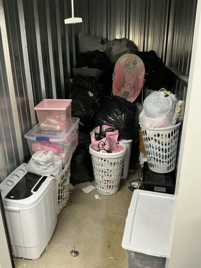 5 x 10 storage unit in Lancaster, PA