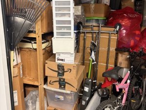 10 x 10 storage unit in Washington, DC