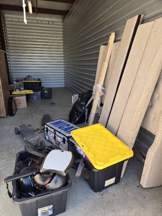 10 x 30 storage unit in Carrollton, TX