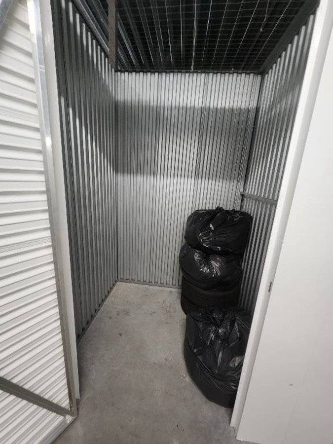 5 x 5 storage unit in North Chesterfield, VA