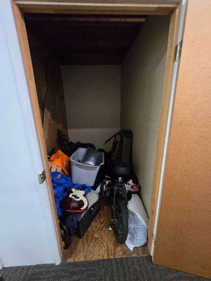 5 x 7 storage unit in San Diego, CA