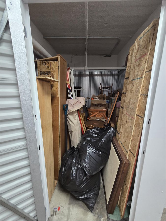 8 x 10 storage unit in Salem, MA
