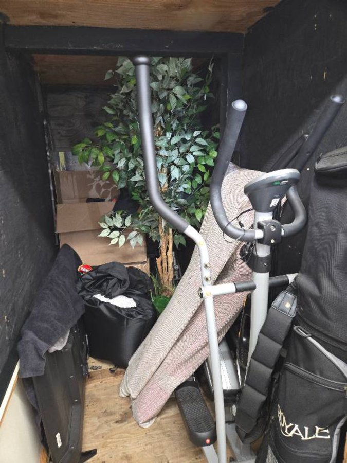 4 x 8 storage unit in San Francisco, CA