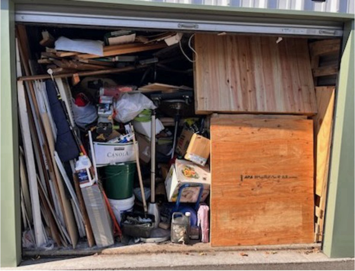 10 x 10 storage unit in Bremerton, WA