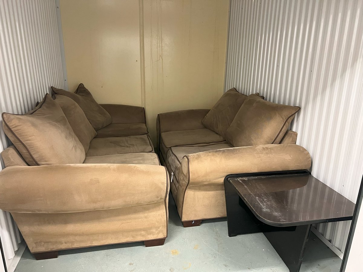 10 x 10 storage unit in Berwyn, IL