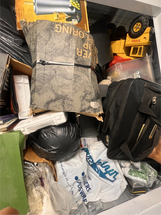 5 x 5 storage unit in Brooklyn, NY