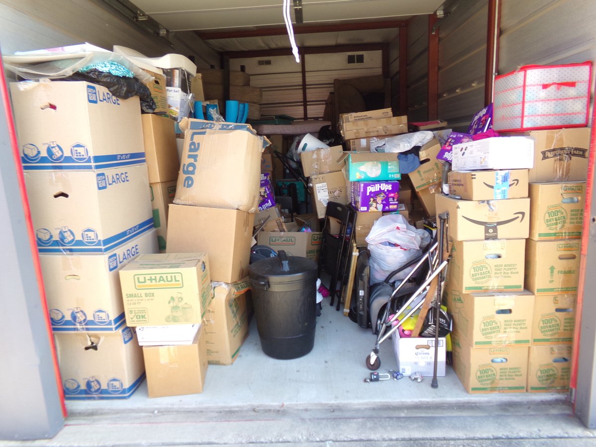 10 x 20 storage unit in Joliet, IL