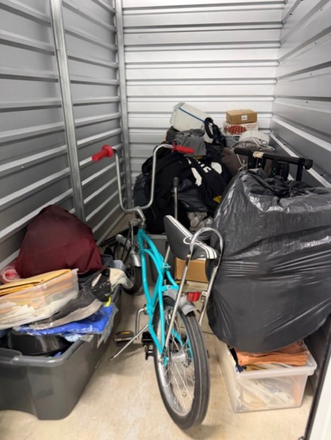 5 x 10 storage unit in Orlando, FL