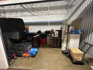 20 x 10 storage unit in St Kansas City, MO