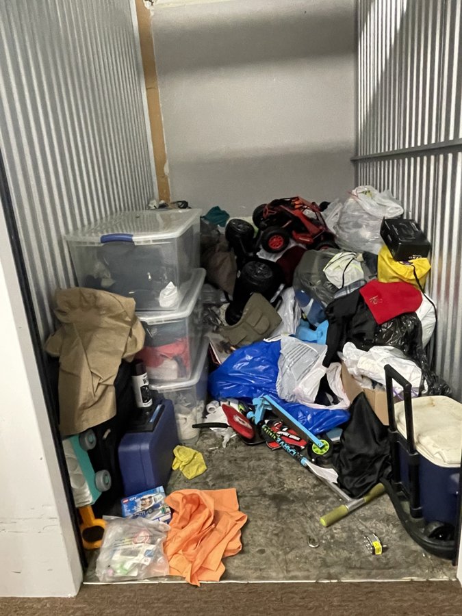 5 x 7 storage unit in St Kansas City, MO