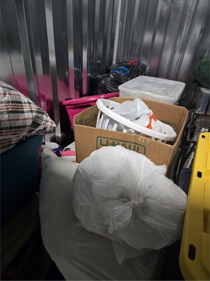 10 x 10 storage unit in Charlotte, NC