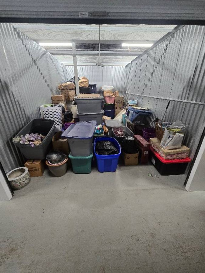 10 x 18 storage unit in Florence, SC