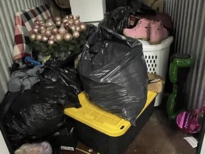 5 x 10 storage unit in St Kansas City, MO