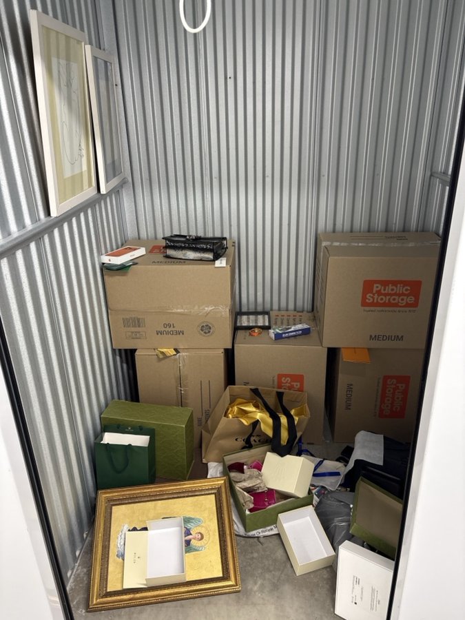 5 x 5 storage unit in Paramus, NJ