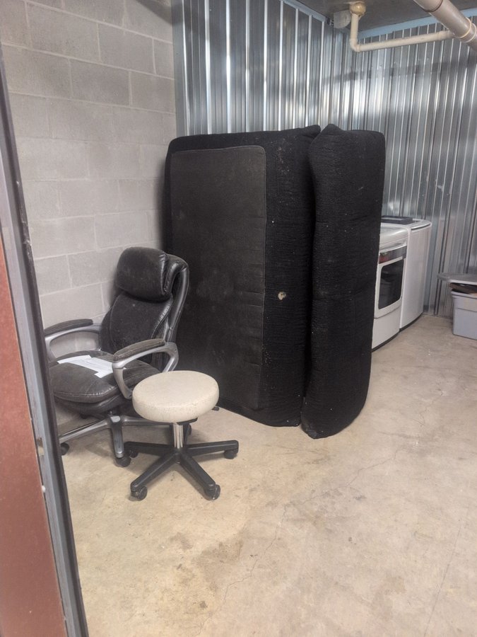 10 x 15 storage unit in Cincinnati, OH