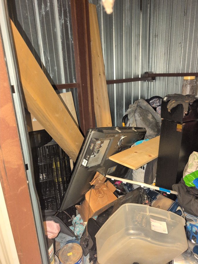 10 x 10 storage unit in Cincinnati, OH